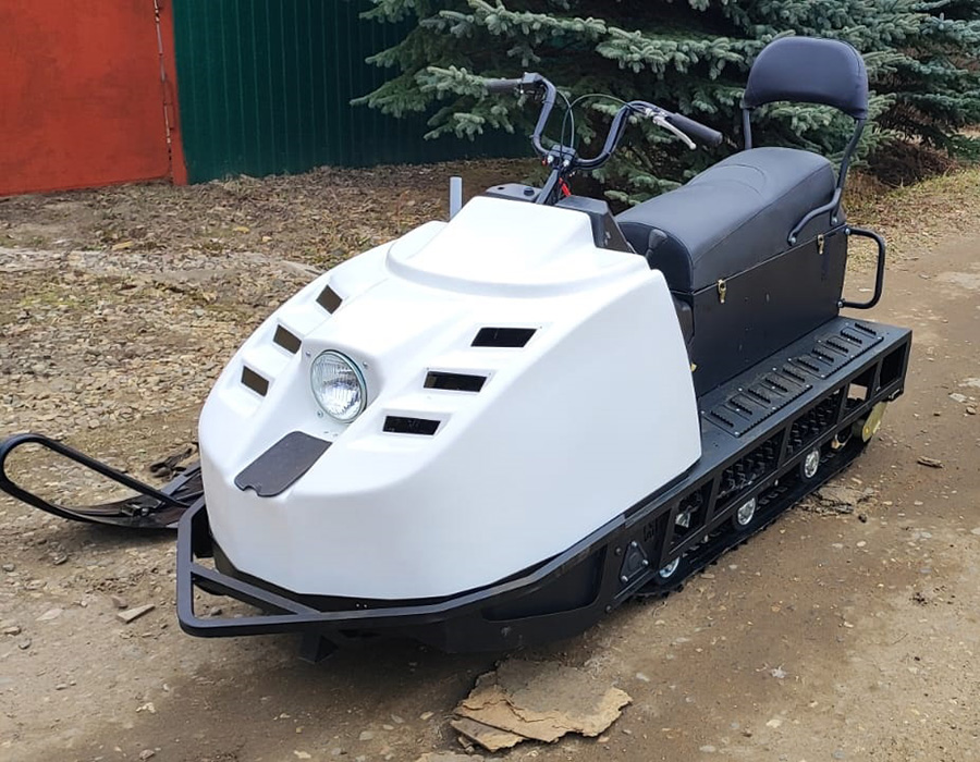 вид сбоку — Снегоход Буран короткая база с двигателем Loncin 4T Снегоход Буран короткая база с двигателем Loncin 4T — вид сбоку — фото 3 из 3